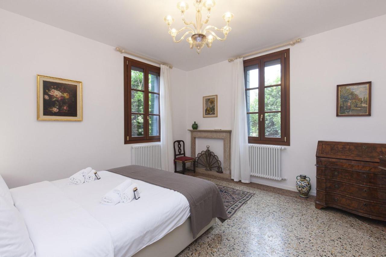 Residence Santa Marta By Halldis Venezia Esterno foto