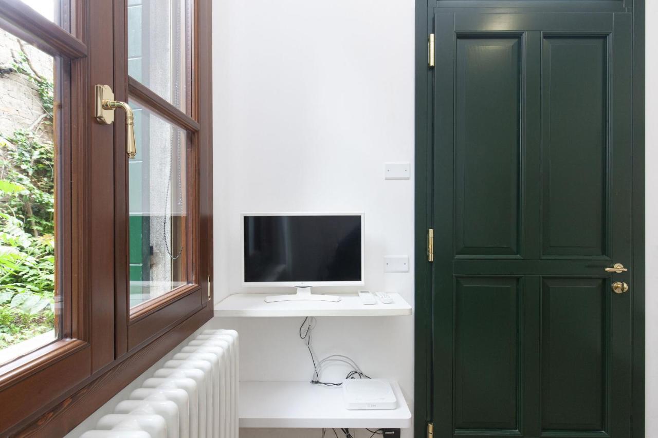 Residence Santa Marta By Halldis Venezia Esterno foto