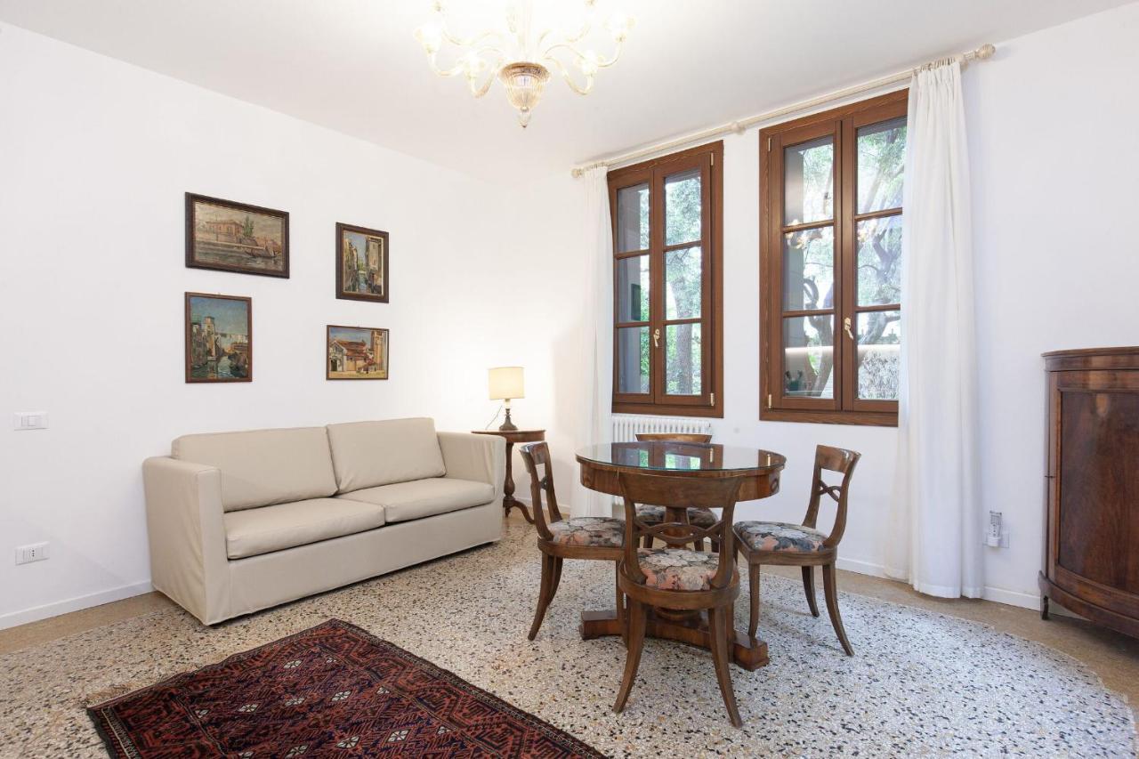 Residence Santa Marta By Halldis Venezia Esterno foto